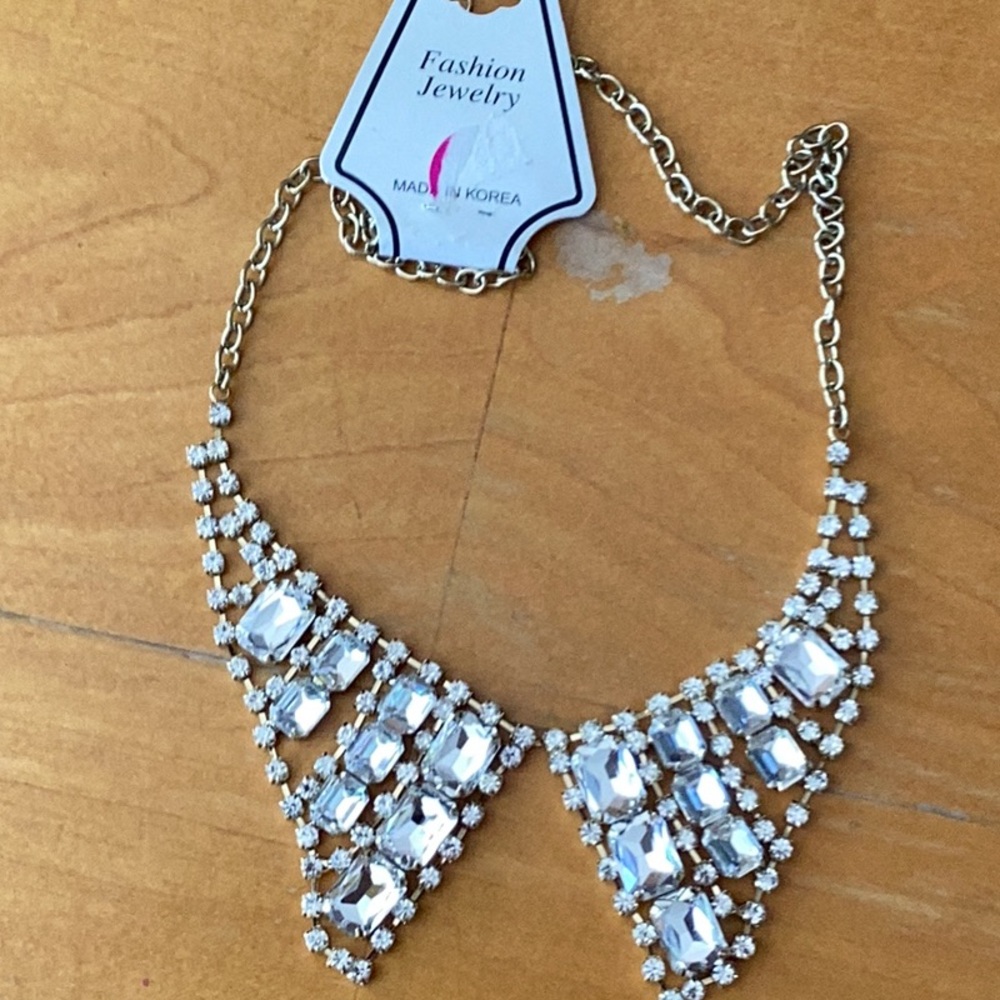 Elegant Gold and Silver Statement Necklace